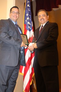 NIACORP owner, Giovanni Suarez, receives 2012 SBA South Fl Veteran Champion of the Year Award